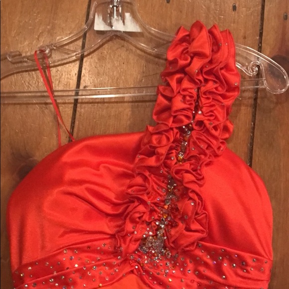 Orange dress w/ custom beading & detachable train - Picture 2 of 6